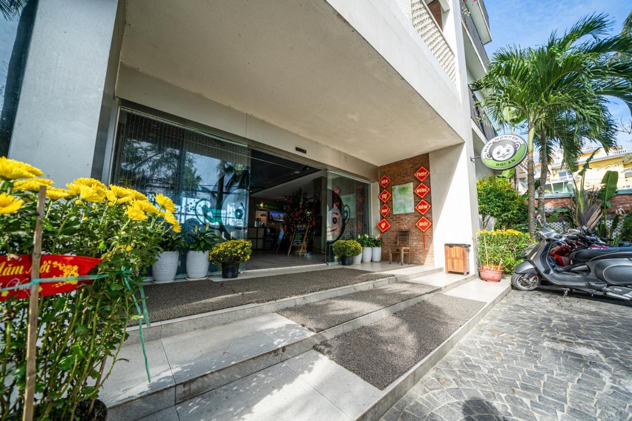 Mad Monkey Hoi An Hostel Exterior photo